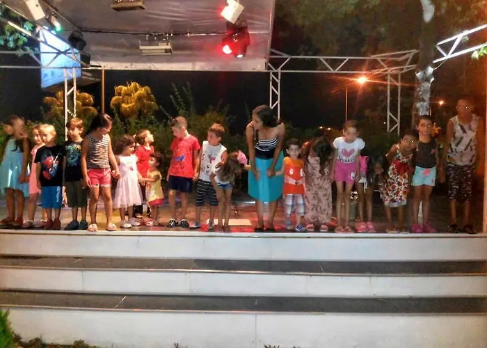 Irem Family Club 4* Side